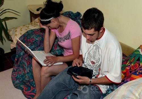 Девушка трахает с любовником и парень девушки смотри на их секс Девушка трахает с любовником и парень девушки смотри на их секс