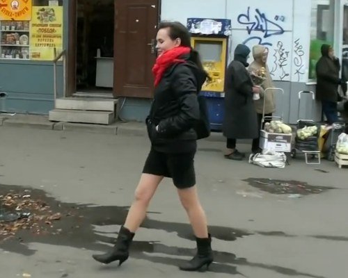 Подошли к девушке с непристойным предложением Подошли к девушке с непристойным предложением