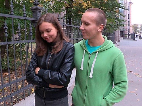 Света замерзла и согласилась пойти к парню домой Света замерзла и согласилась пойти к парню домой
