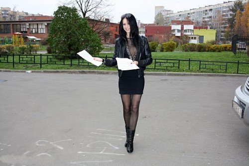 Трахнули свою стройную секретаршу Трахнули свою стройную секретаршу