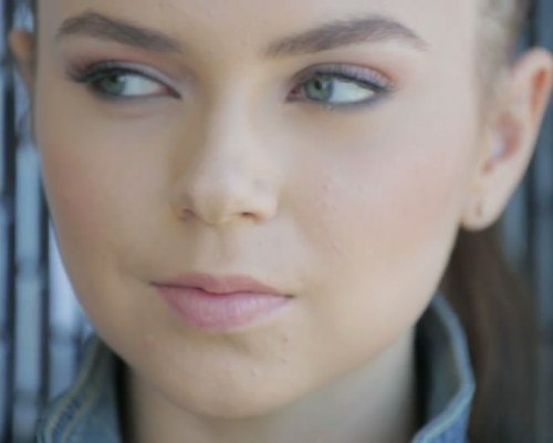 Желала очень его тело и член Желала очень его тело и член