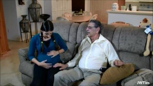 Valentina - Pregnant granddaughter came to suck his grandfather (2016/SD)